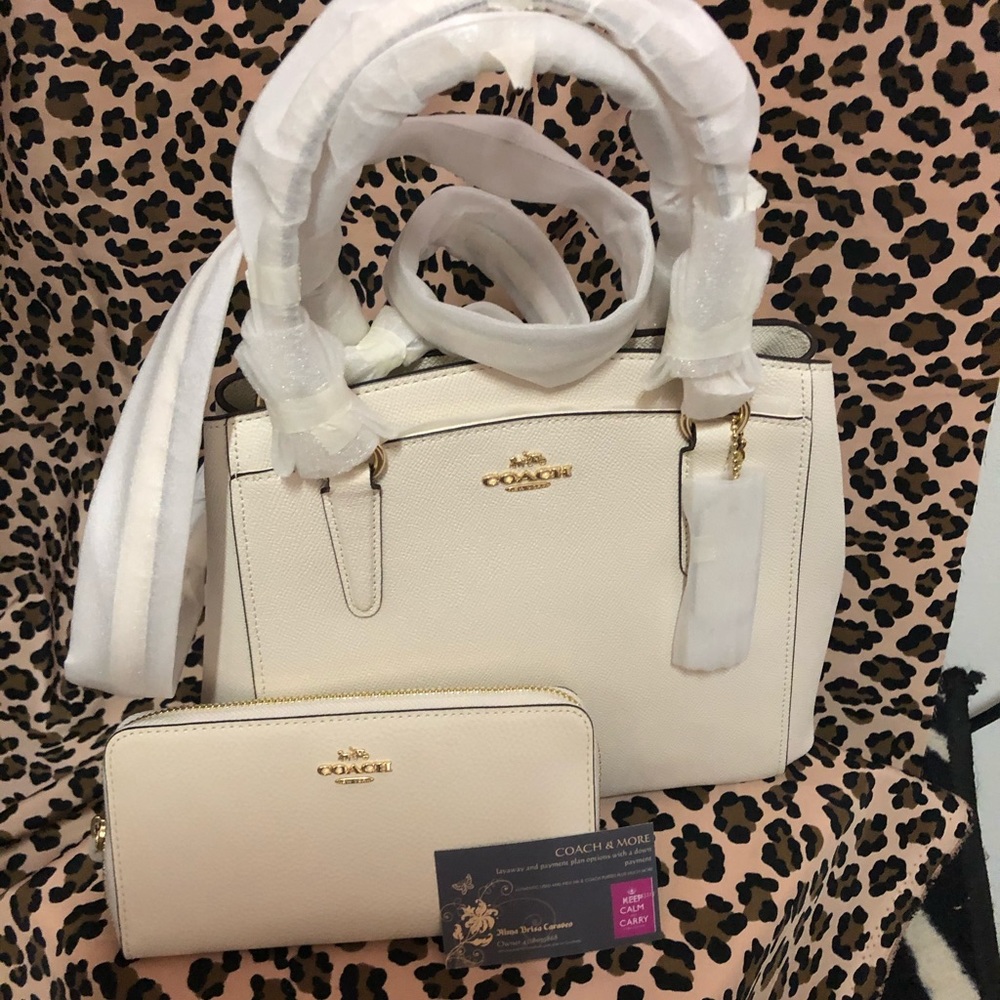 Coach set - Picture 5 of 6